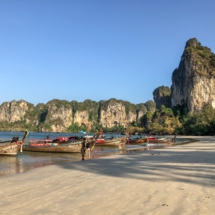 7B407366-0DEE-4D41-95B1-7F8CD354D2FA