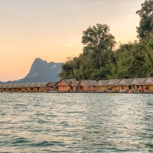 8B889003-CB80-4898-95A2-60079EFBDA9E