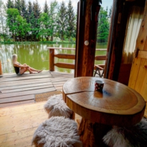 570E081C-669C-47DE-BBAA-CD7B6D0A96F2