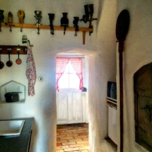 E7713B53-4A8E-4284-A709-970E0A9EE23F