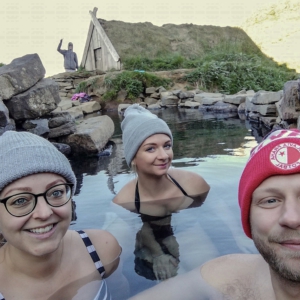 FE99C040-4F7E-425D-83A9-0436E05AADE6