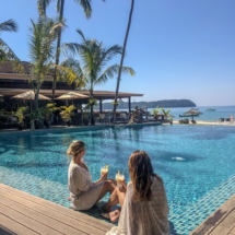 1827510D-0A85-47B6-B4E7-D9578E5FAA66