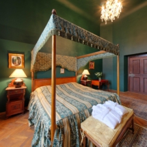 E8BD4577-75E8-4760-AD6C-8307850AED43